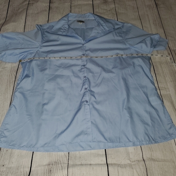Edwards Collared Blue Button Down - Picture 5 of 9